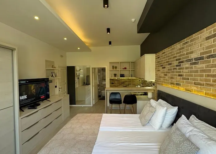 Boulevard Apartments